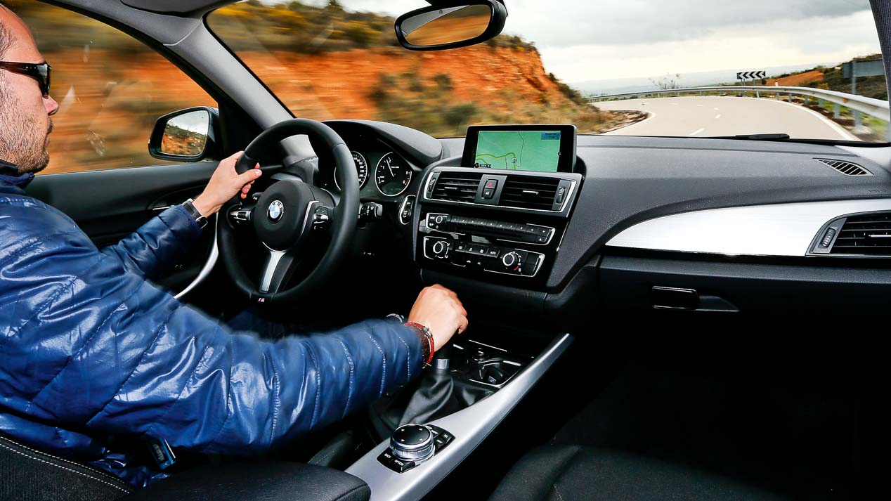 Comparativa: BMW 116d ED vs Infiniti Q30 1.5d