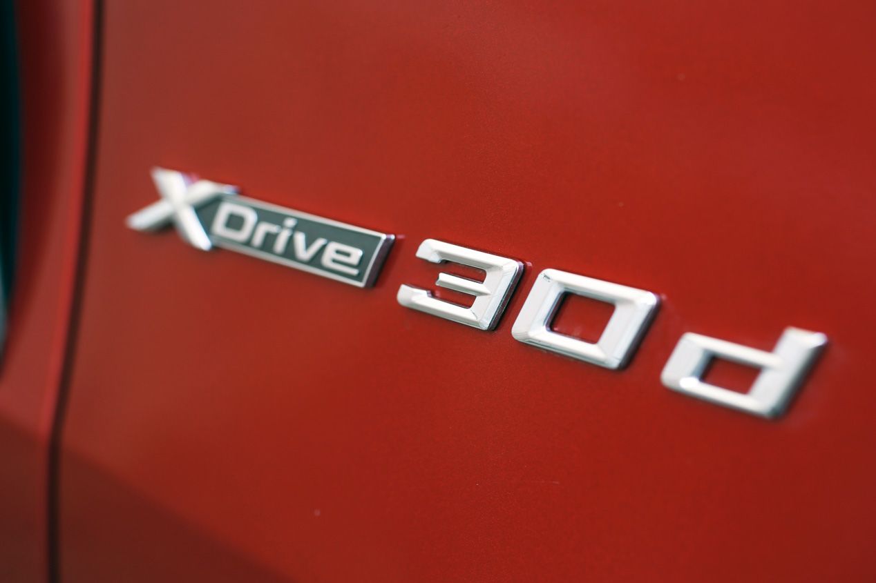 BMW X6 30d vs Mercedes GLE Coupe 350d