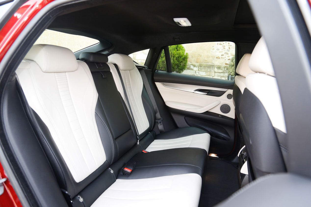 BMW X6 30d vs Mercedes GLE Coupe 350d