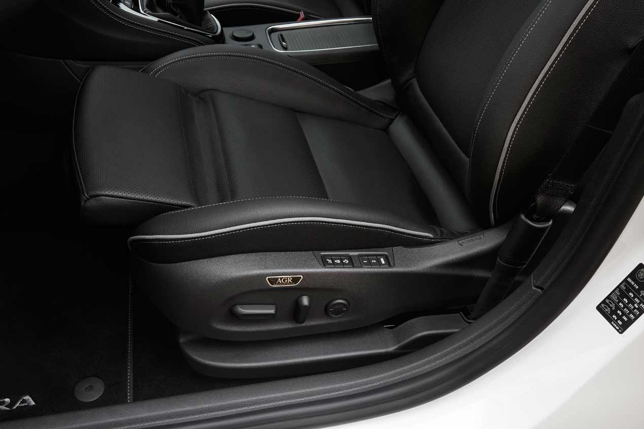 Los asientos del Opel Astra cuidan de tu espalda