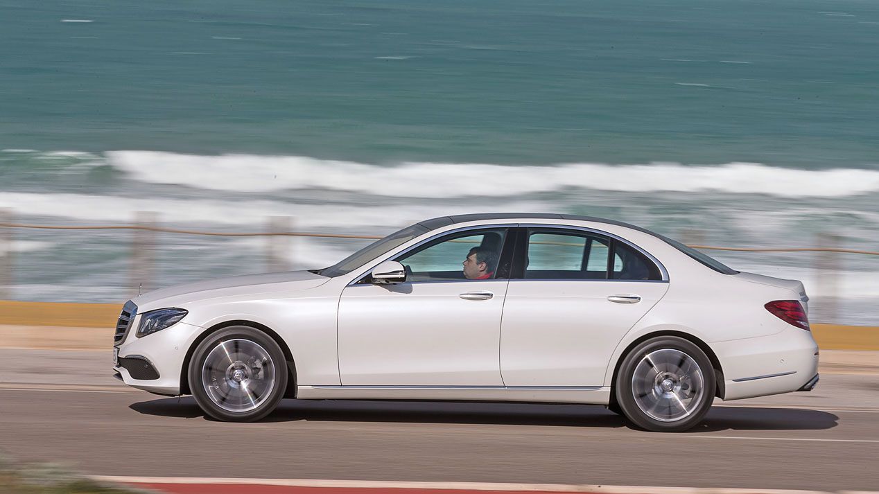 Enfrentamos el Mercedes Clase E contra el Audi A6 y el Jaguar XF