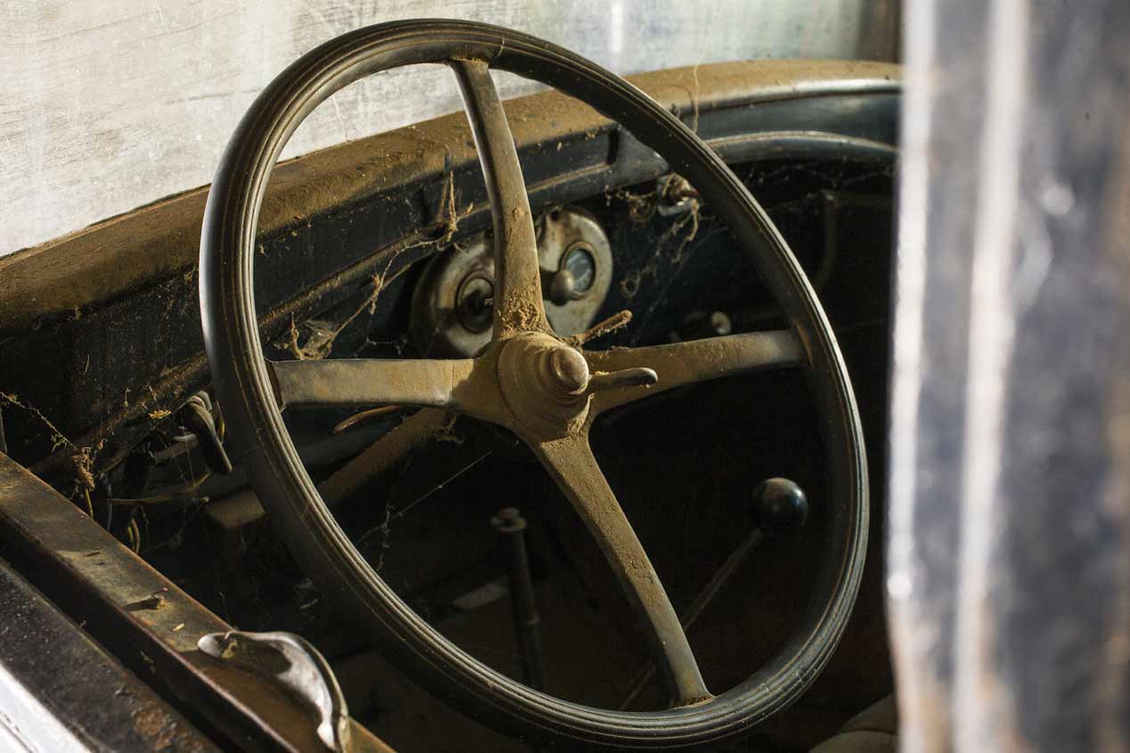 El garaje de los vehículos clásicos olvidados
