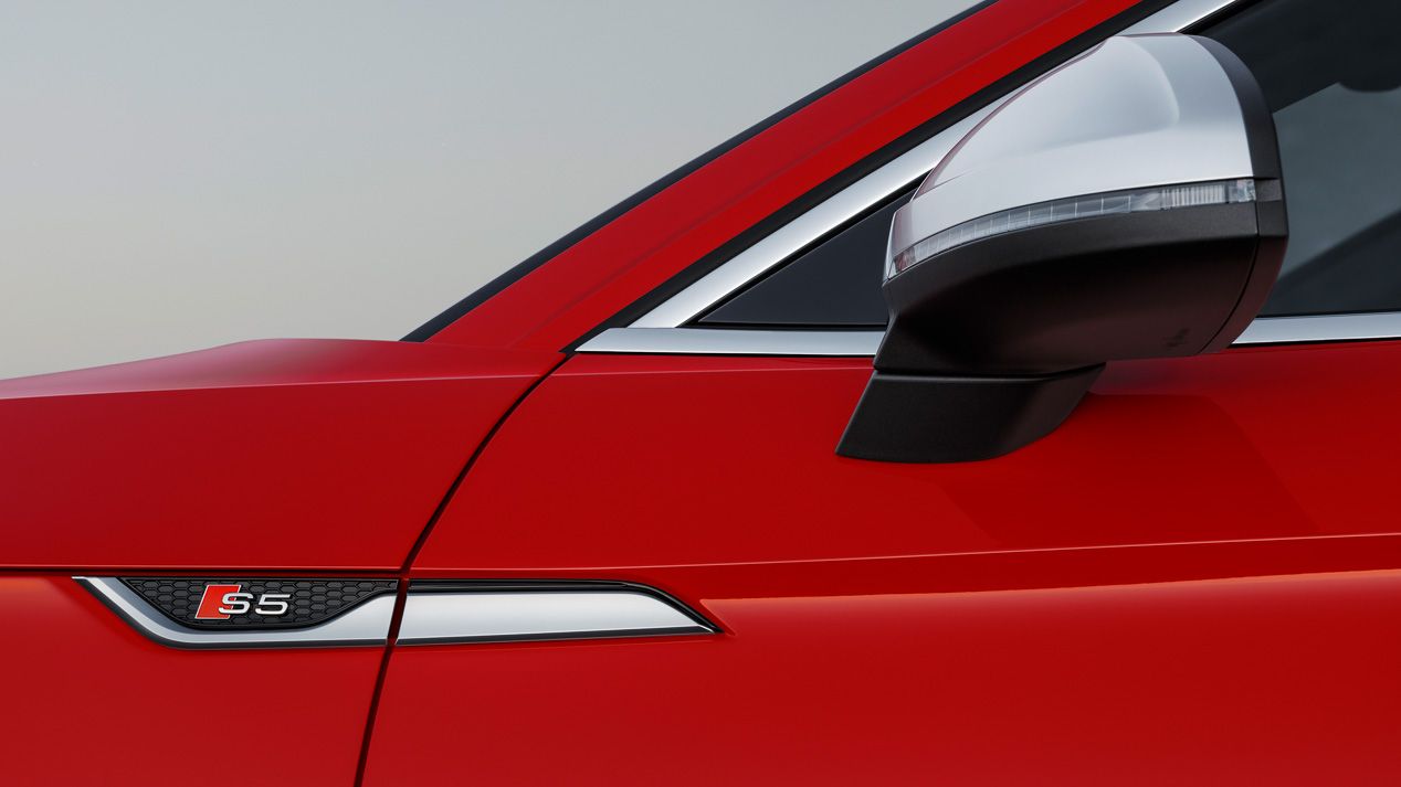 Audi A5 y Audi S5 2016, coche elegante y deportivo