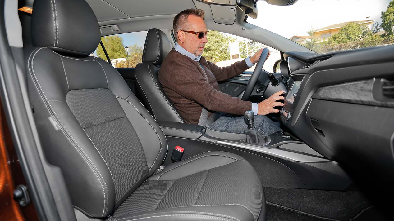 Hyundai i40 CW y Toyota Avensis Touring Sport: dos familiares frente a frente
