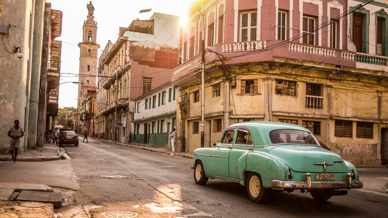 El automóvil, en Cuba 60 años después: de ruta por sus calles con el Audi Q2