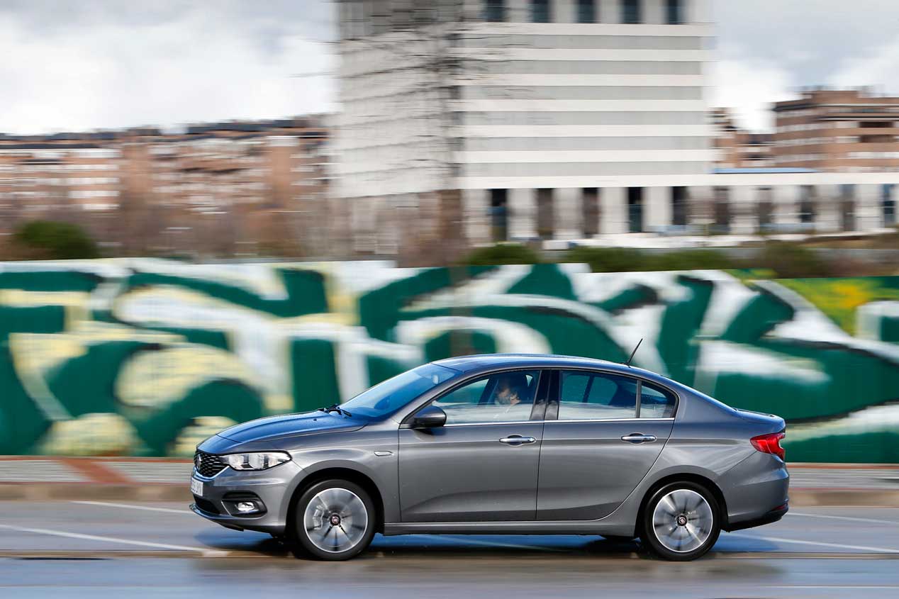 Citroën C-Elysée, Fiat Tipo y Skoda Rapid, ¿cuál es mejor?