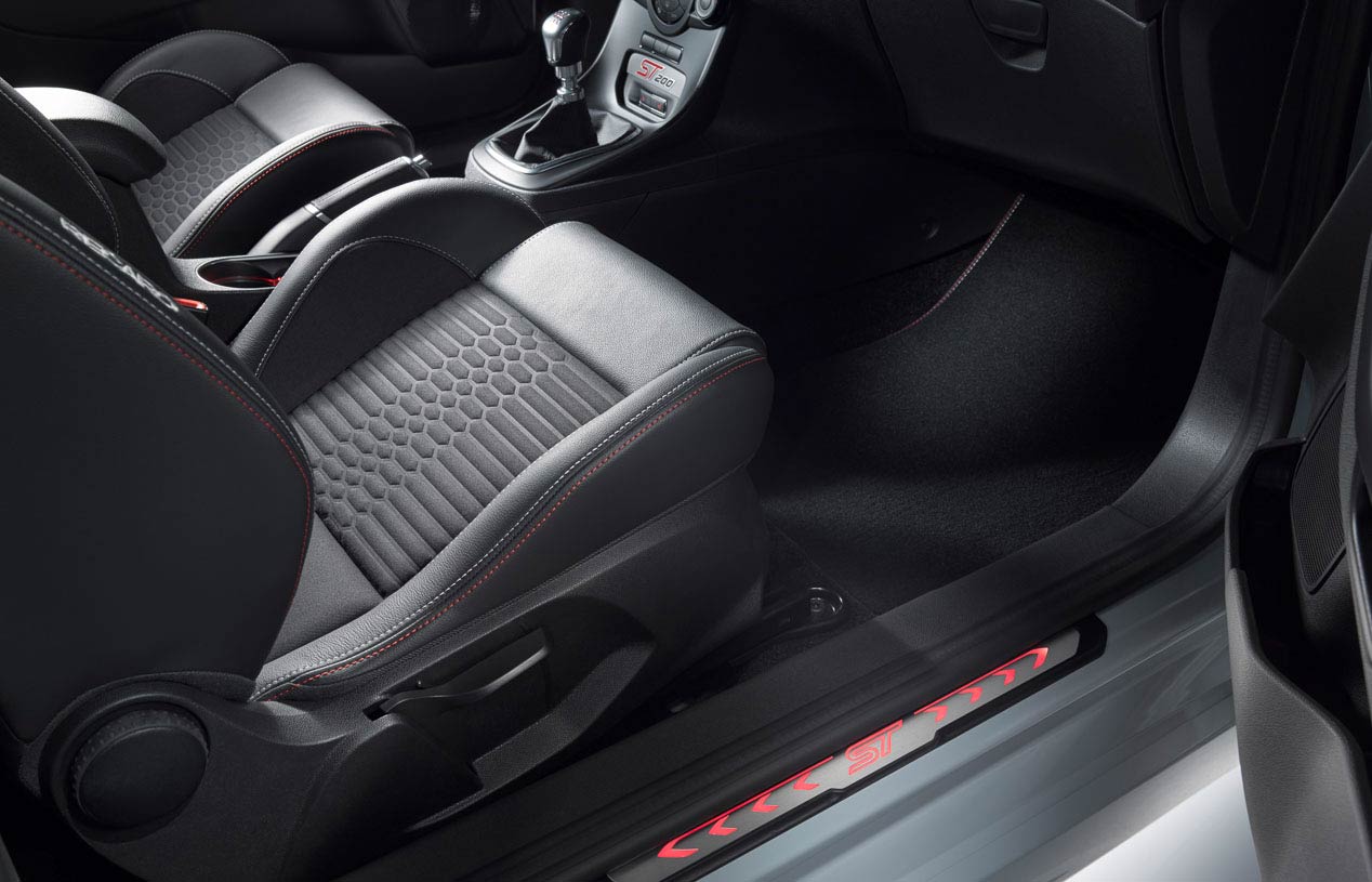 Ford Fiesta ST200, 200 CV de rabia deportiva