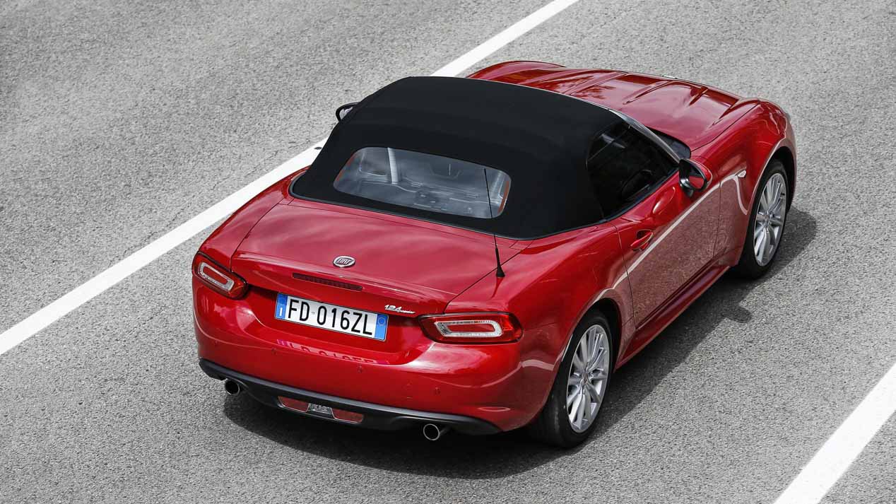 Fiat 124 Spider: las mejores fotos del nuevo descapotable italiano