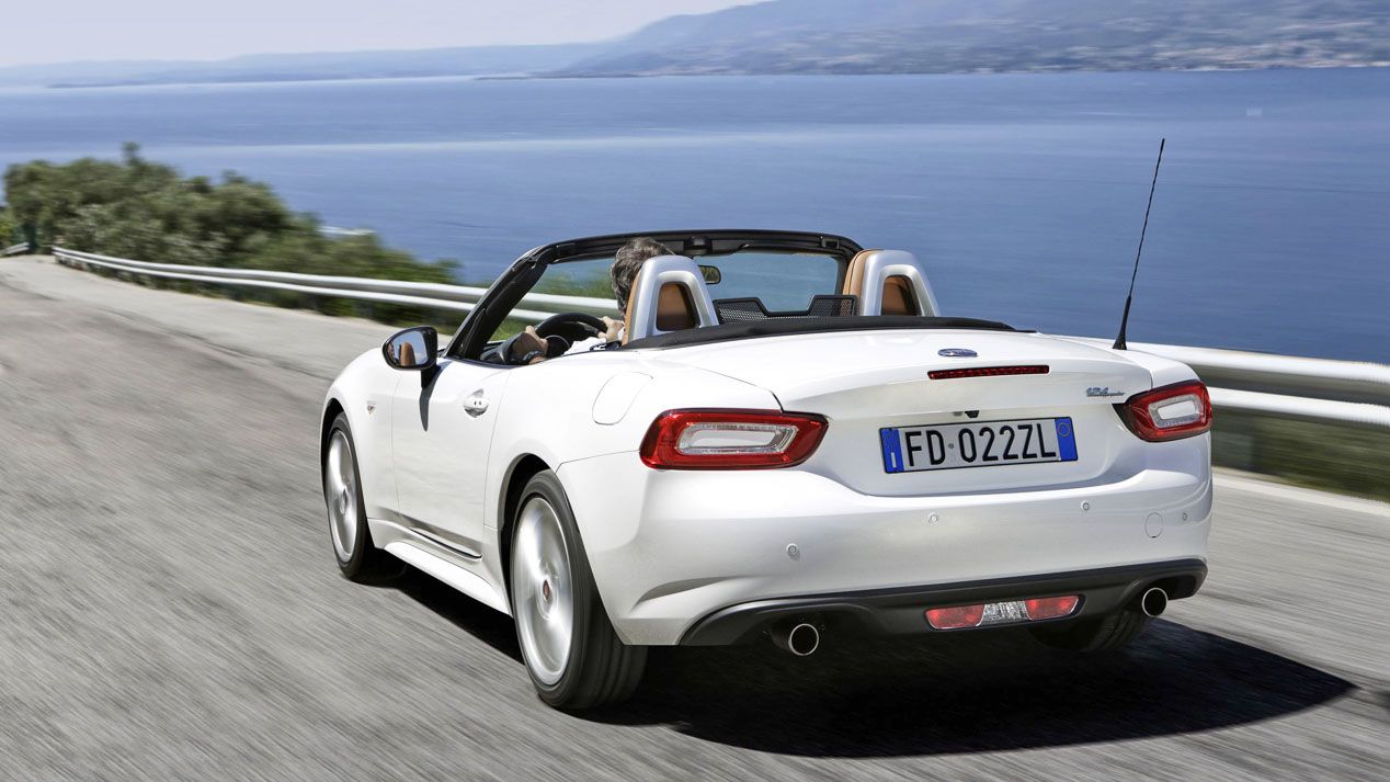 Fiat 124 Spider: las mejores fotos del nuevo descapotable italiano