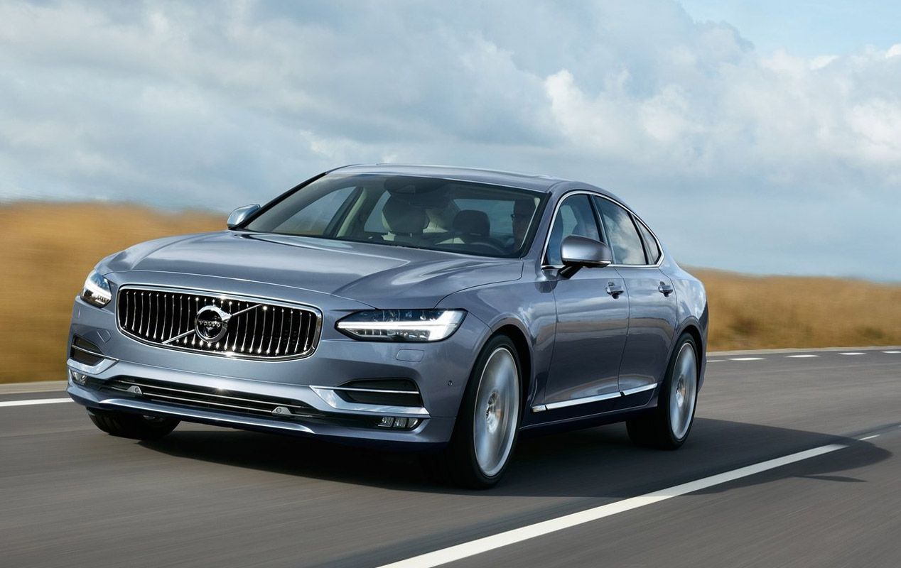 10 coches cargados de lujo para este verano