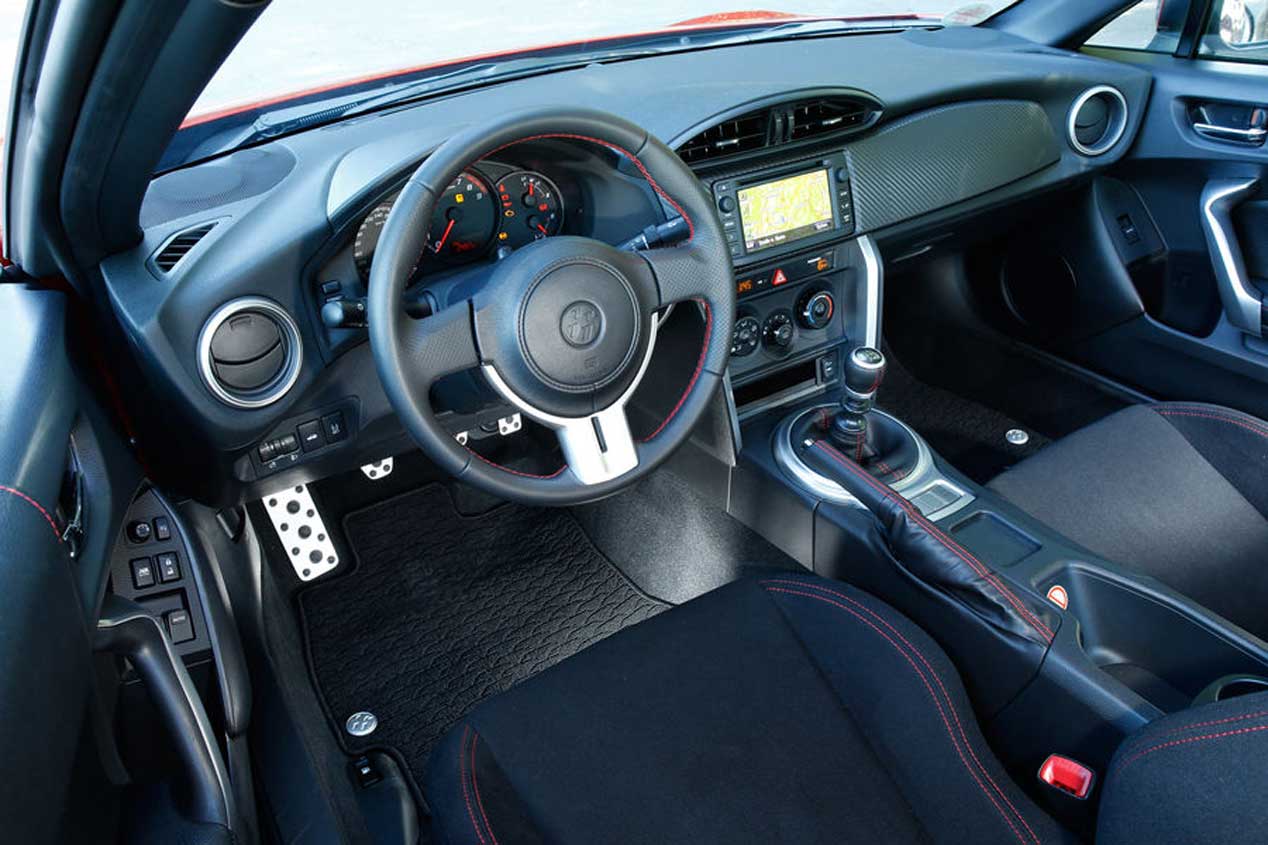 Mazda MX-5, Hyundai Veloster y Toyota GT86: la diversión más barata