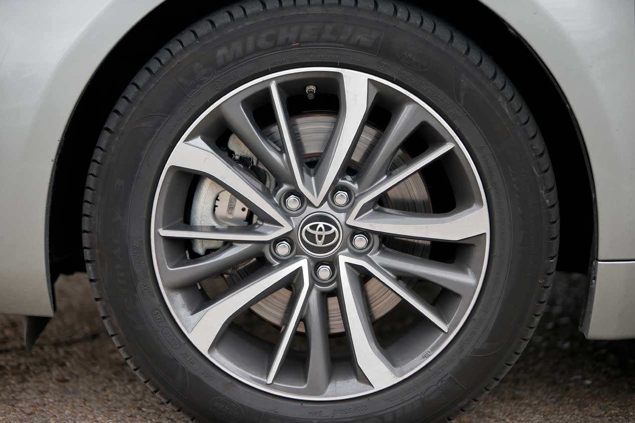 Prueba del Toyota Avensis 150D