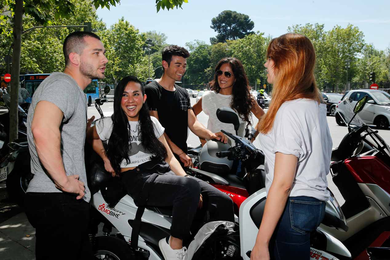 Sortea el atasco con tu carné de coche: nuevas Yamaha N-Max y Tricity