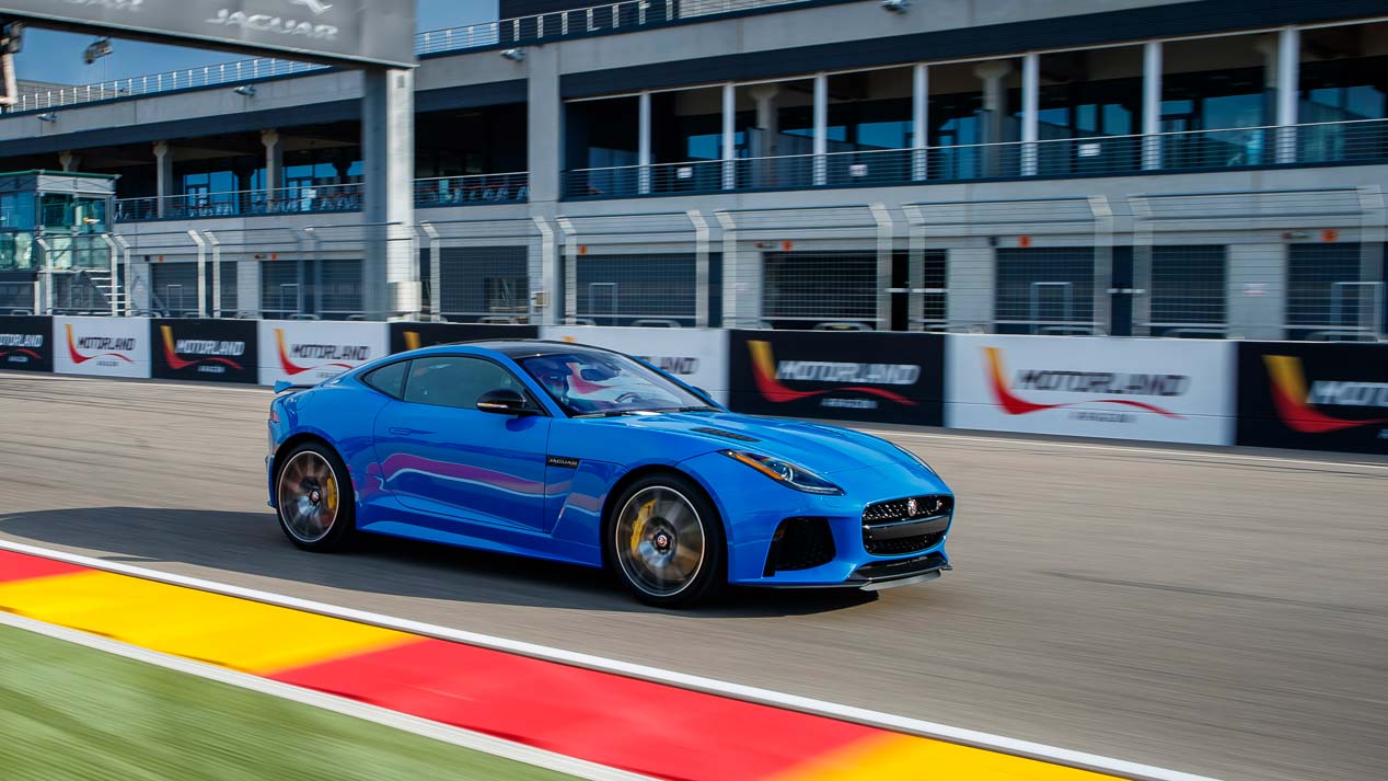 Jaguar F-Type SVR