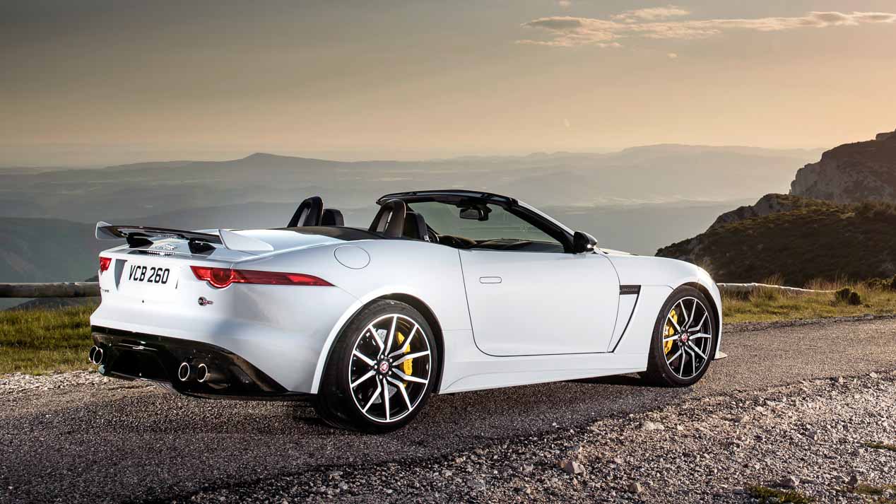 Jaguar F-Type SVR