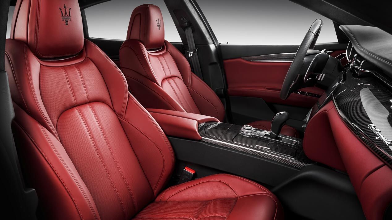 Maserati Quattroporte: la gran berlina italiana se actualiza