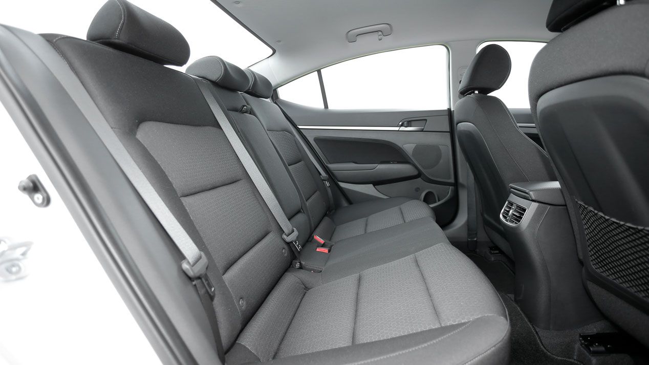 Probamos el nuevo Hyundai Elantra 1.6 CRDi
