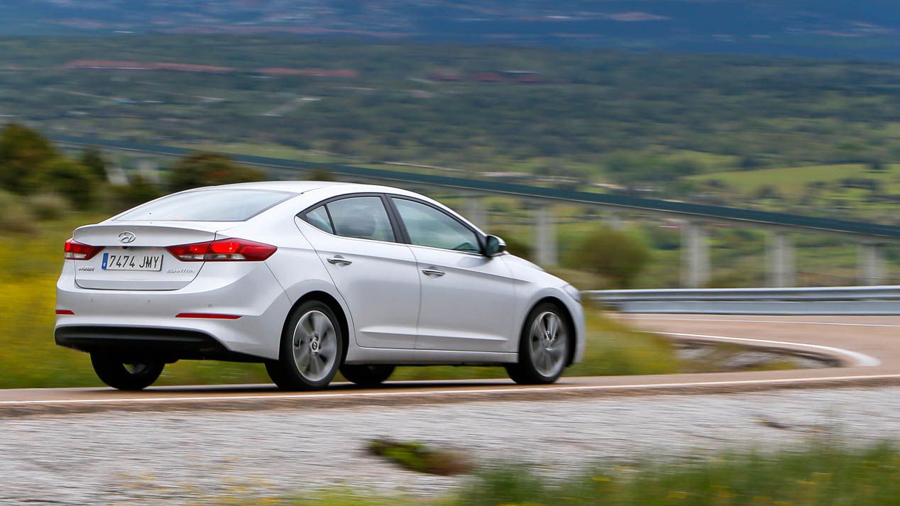 Probamos el nuevo Hyundai Elantra 1.6 CRDi