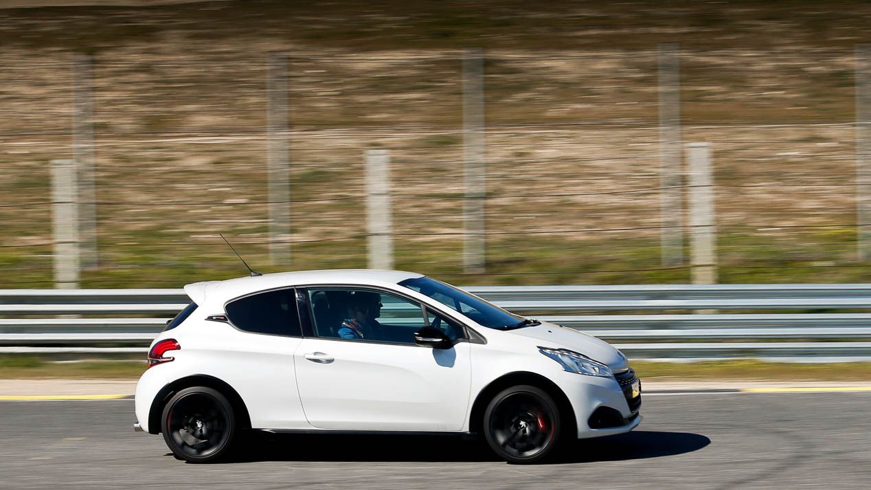 Gama GTi de Peugeot: coches deportivos con garra