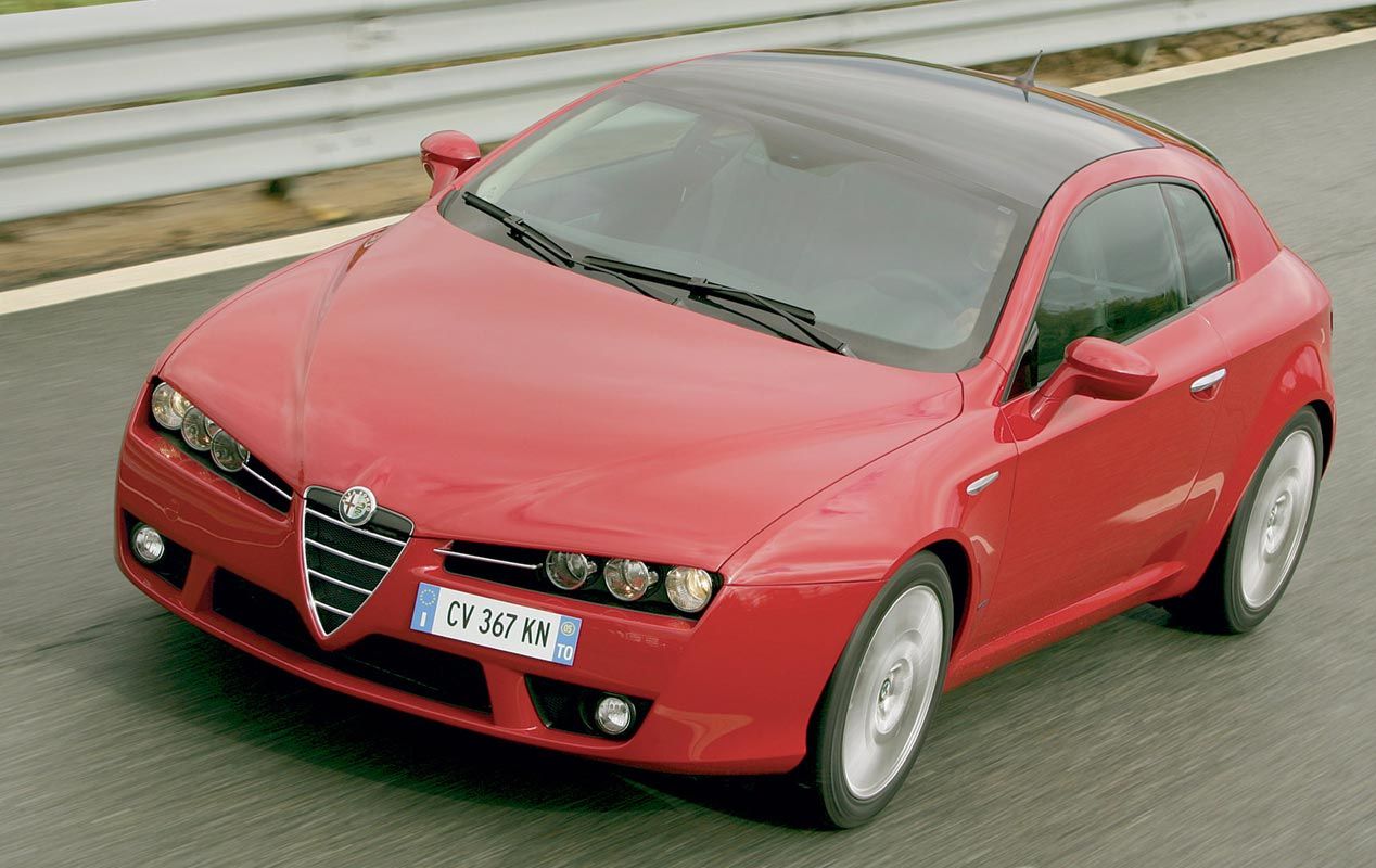 10 coches que no aguantaron mucho tiempo en el mercado