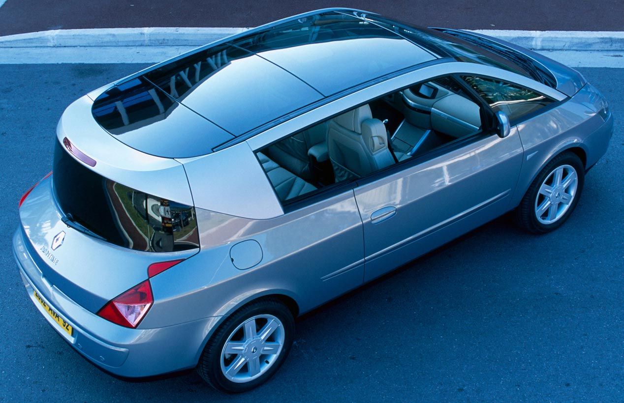 10 coches que no aguantaron mucho tiempo en el mercado