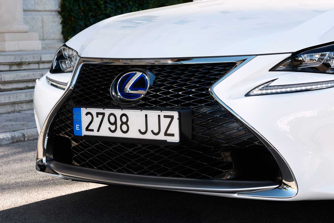 Lexus RC 300h, deportivo híbrido espectacular