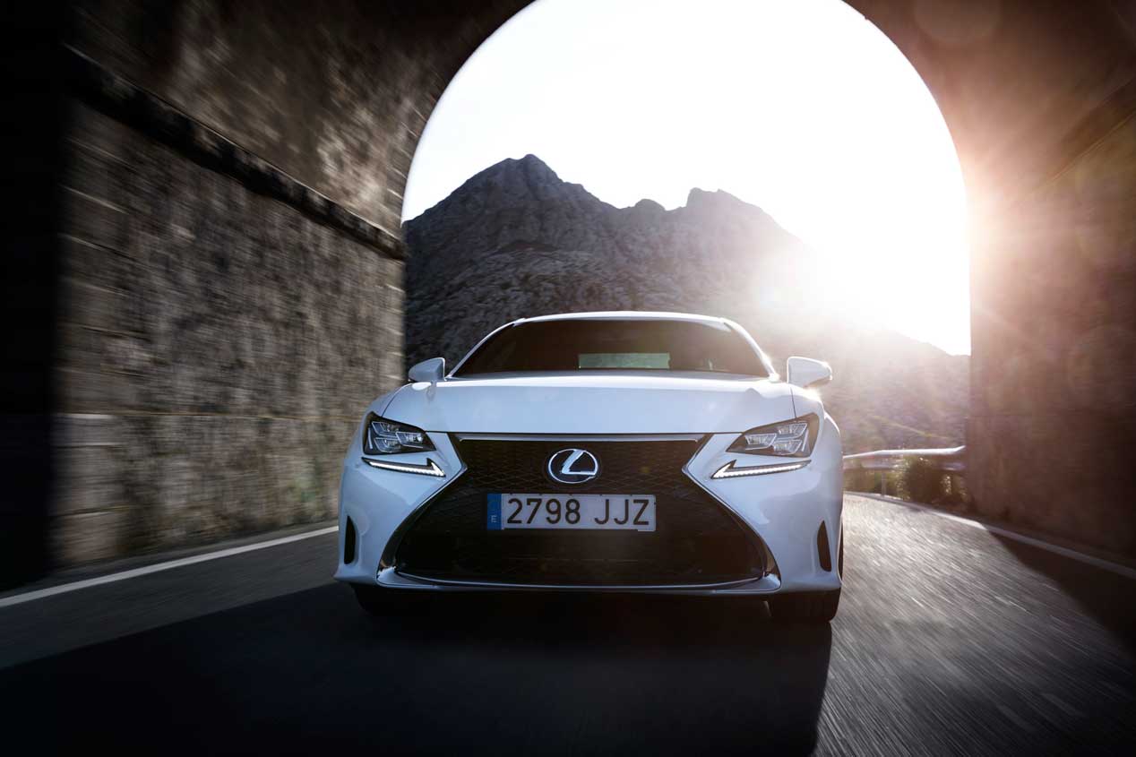 Lexus RC 300h, deportivo híbrido espectacular