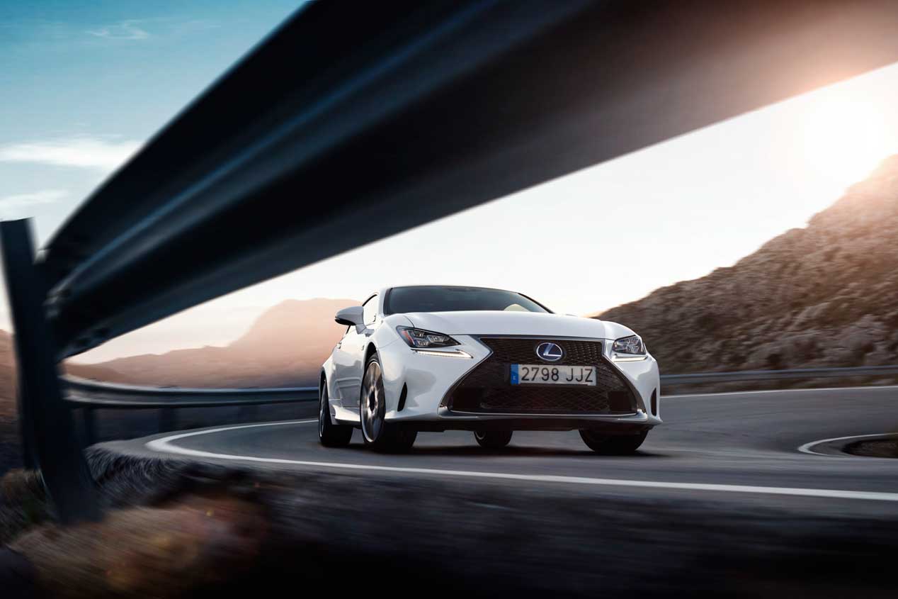 Lexus RC 300h, deportivo híbrido espectacular