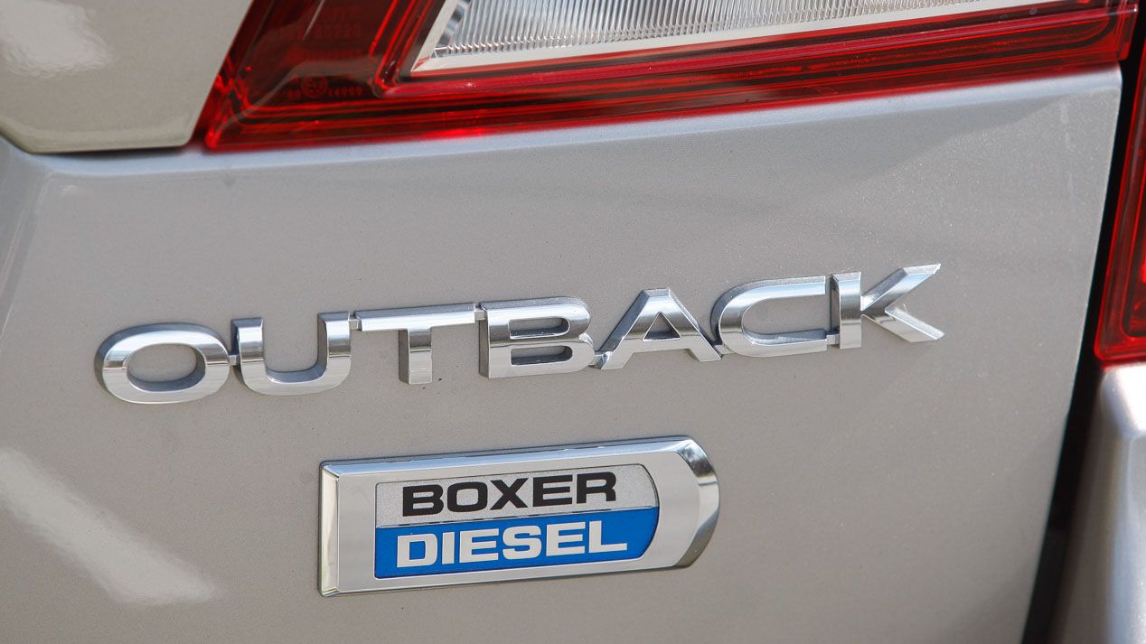 Subaru Outback 2.0 TD Lineartronic vs VW Passat Alltrack 2.0 TDI/190 DSG