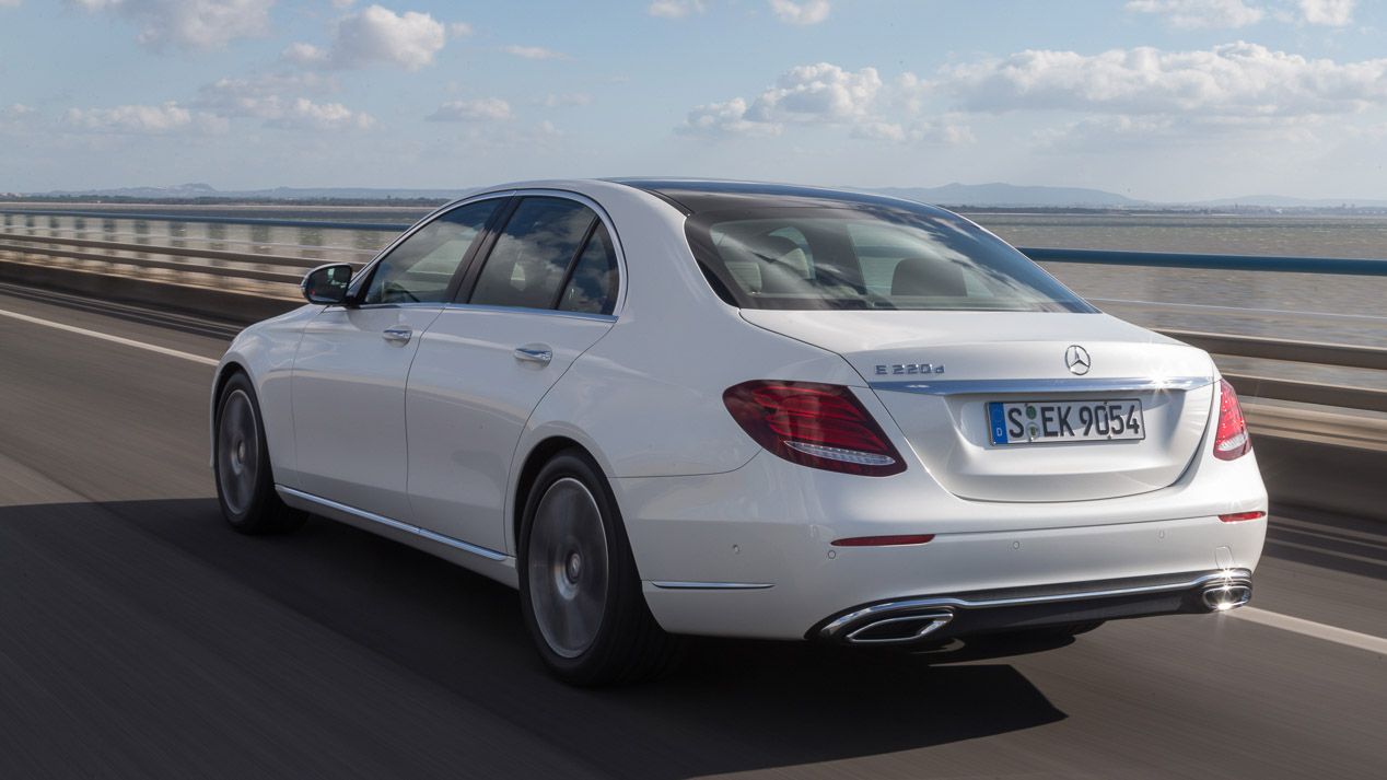 Mercedes E 220 d, punto de referencia entre sus rivales