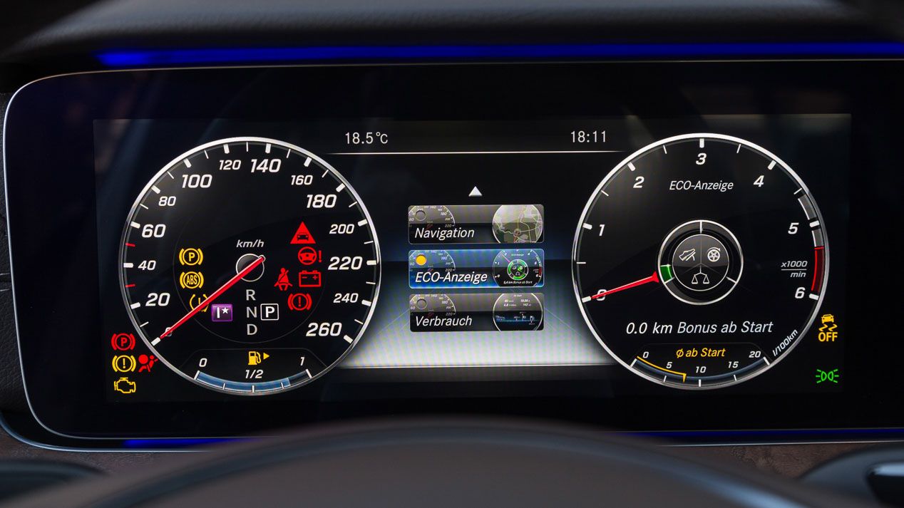 Mercedes E 220 d, punto de referencia entre sus rivales