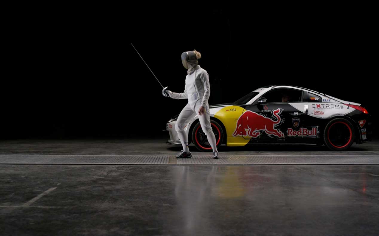 Coche de carreras Vs esgrimista