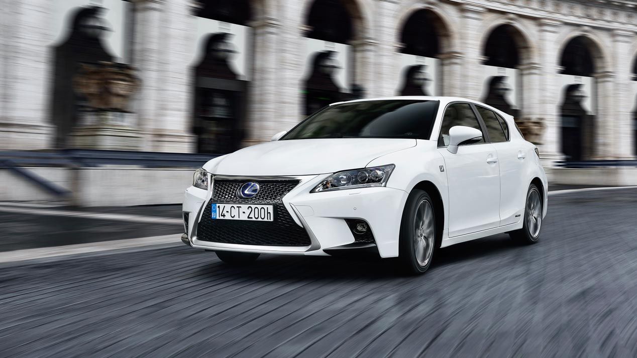 Así es el Lexus CT 200h, un compacto híbrido único