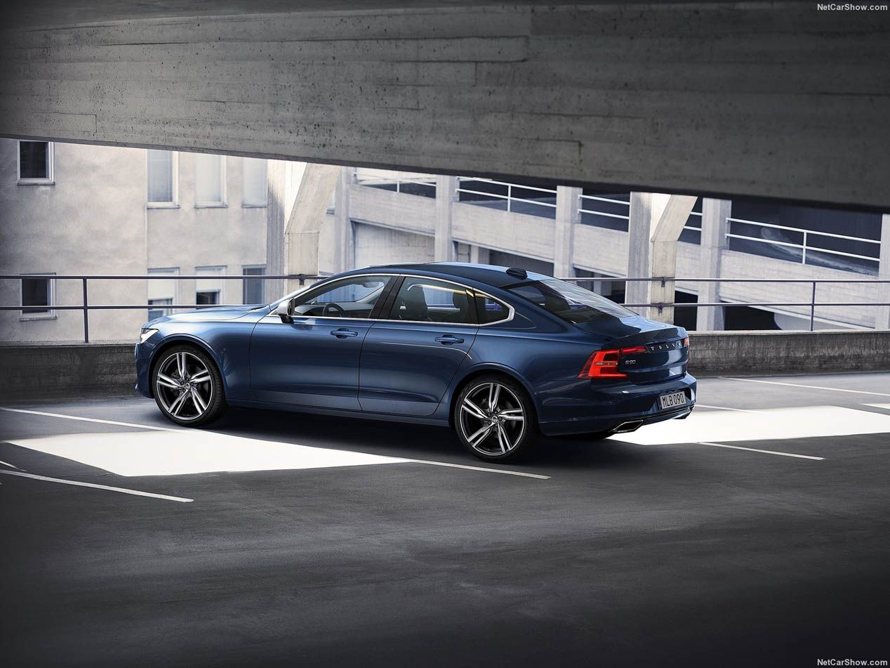 Volvo S90/V90 R-Design
