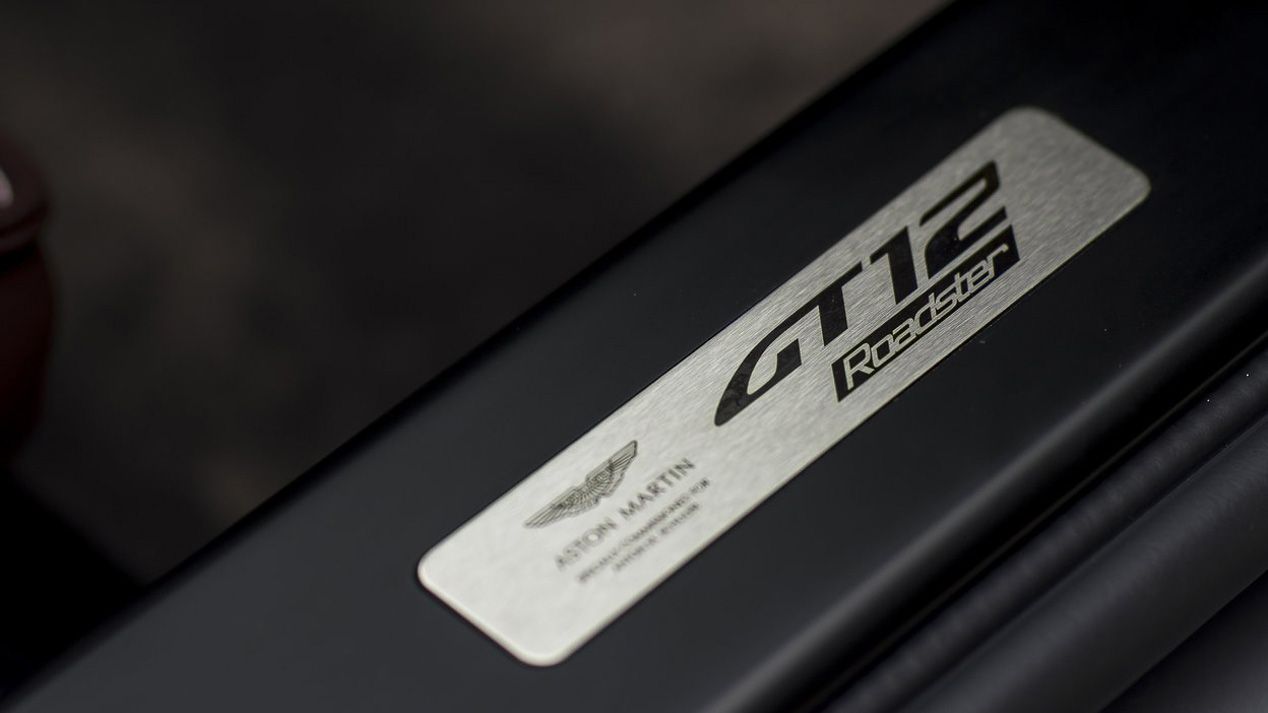 Aston Martin Vantage GT12 Roadster: el último súper deportivo
