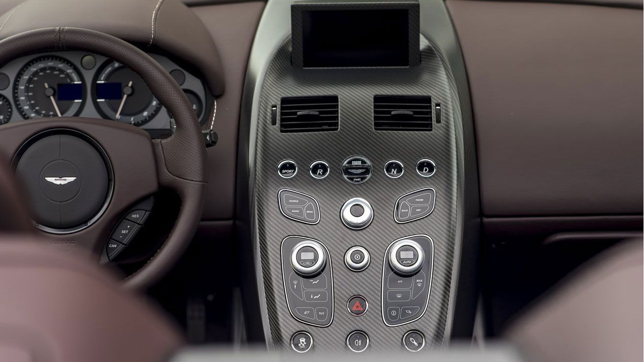 Aston Martin Vantage GT12 Roadster: el último súper deportivo