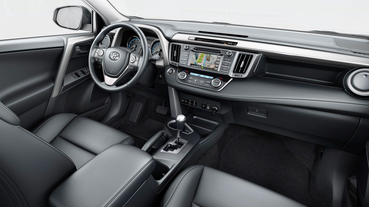 Toyota RAV4: mejoras de equipamiento en toda la gama
