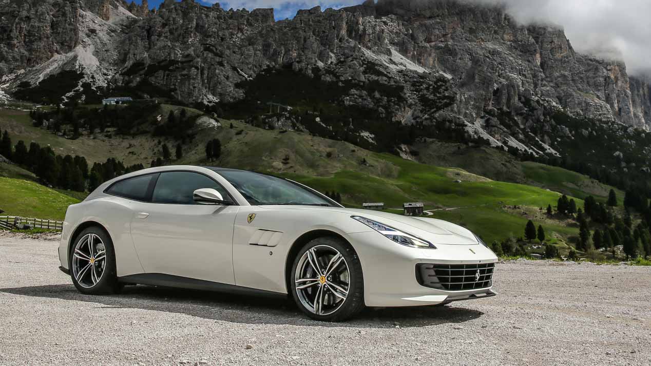 Nos subimos al nuevo Ferrari GTC4 Lusso: ¡brutal!