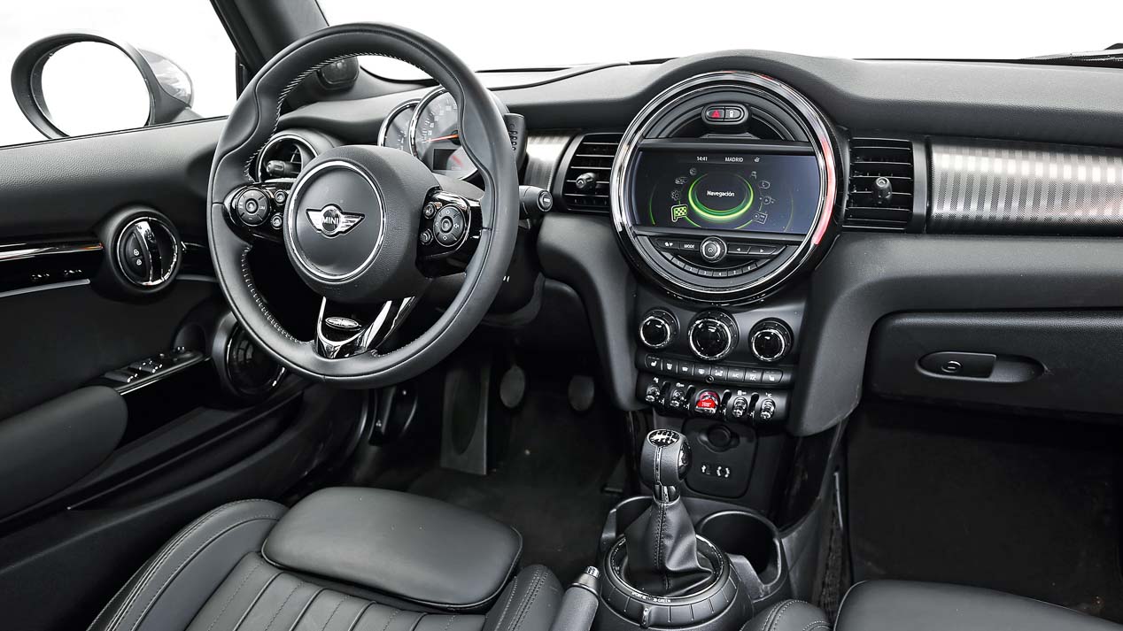 Mazda MX-5 & Mini Cabrio Cooper S: deportivos de verano