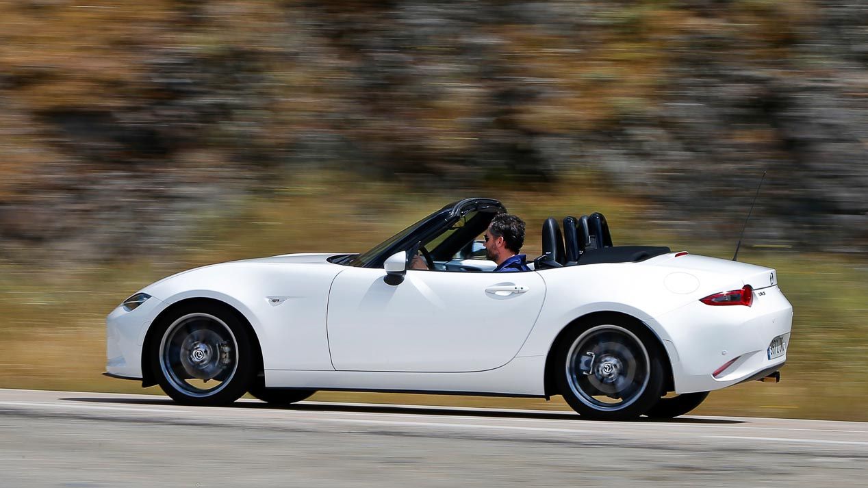 Mazda MX-5 & Mini Cabrio Cooper S: deportivos de verano