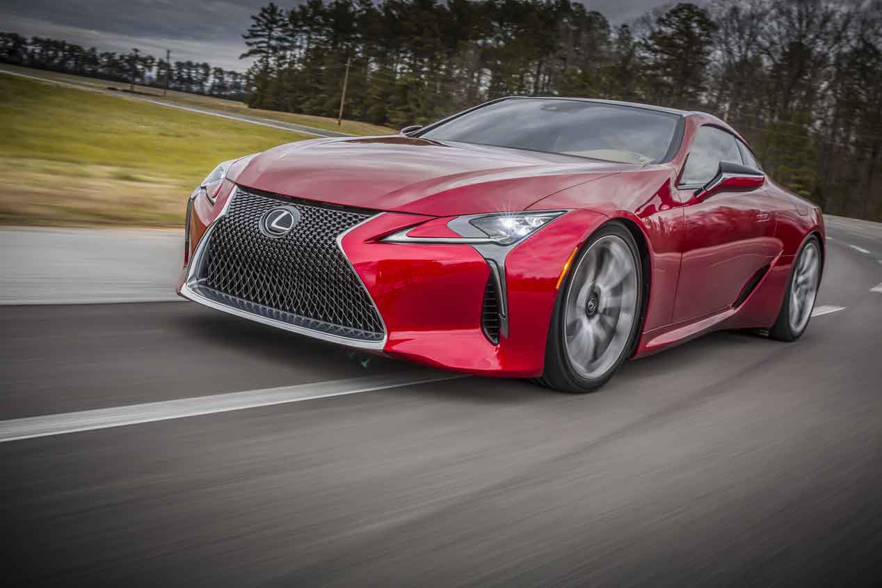 Lexus LC500: reventando las laderas de Sierra nevada