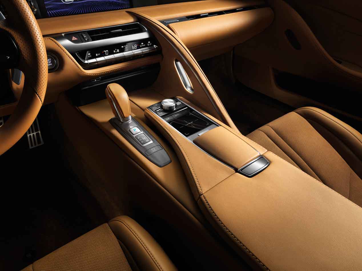 Lexus LC500: reventando las laderas de Sierra nevada
