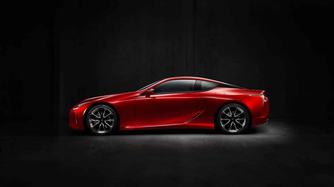 Lexus LC500: reventando las laderas de Sierra nevada