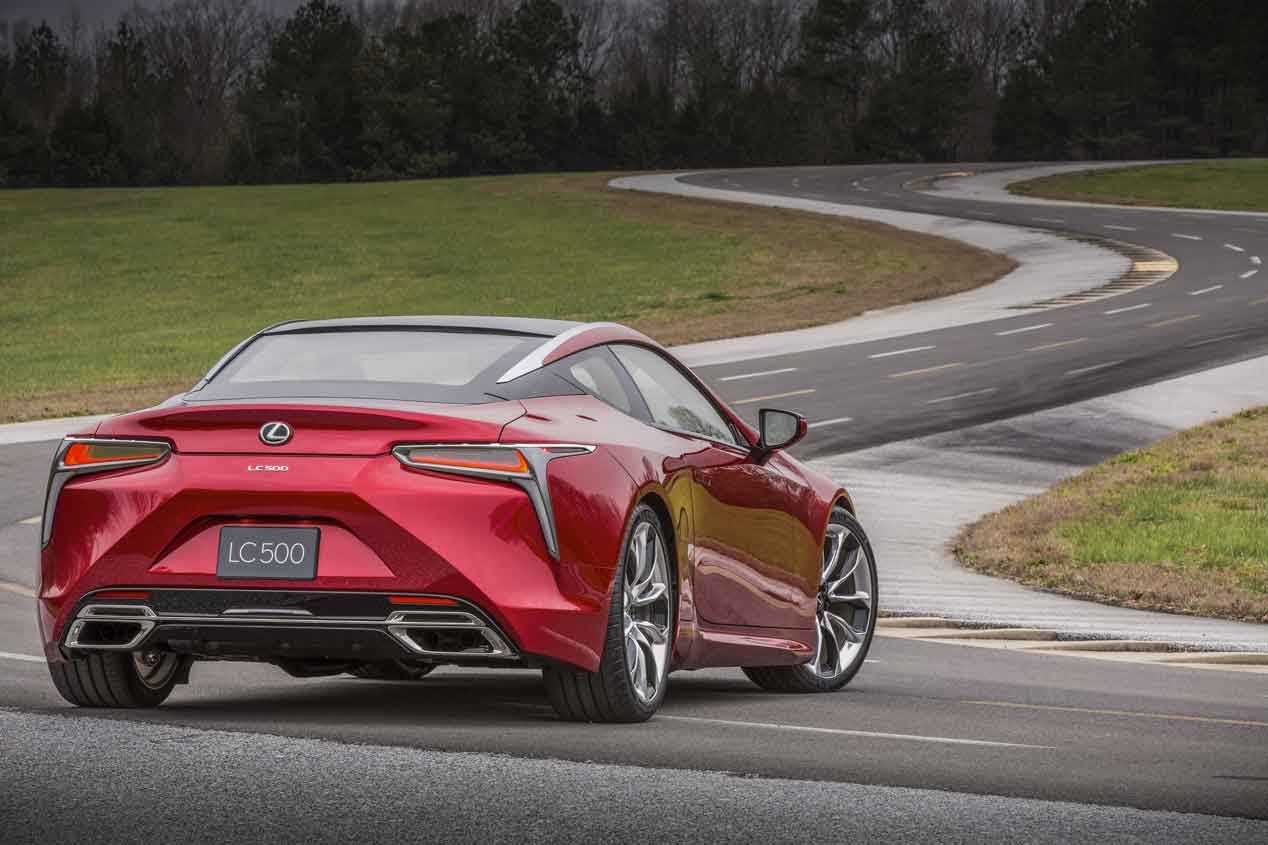 Lexus LC500: reventando las laderas de Sierra nevada
