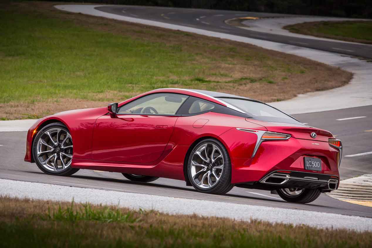 Lexus LC500: reventando las laderas de Sierra nevada