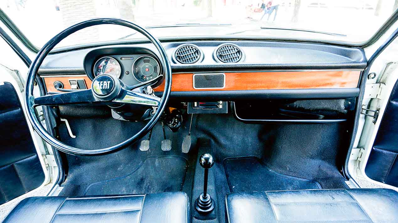 Seat 127 y Seat Fura, dos coches clásicos de calidad