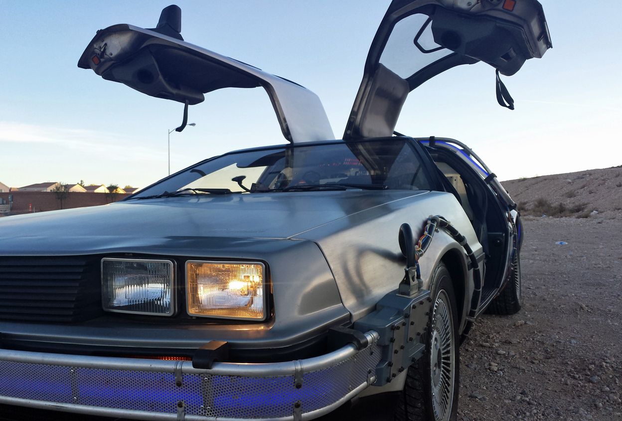 Ya a la venta en Ebay la réplica exacta del DeLorean de Regreso al Futuro