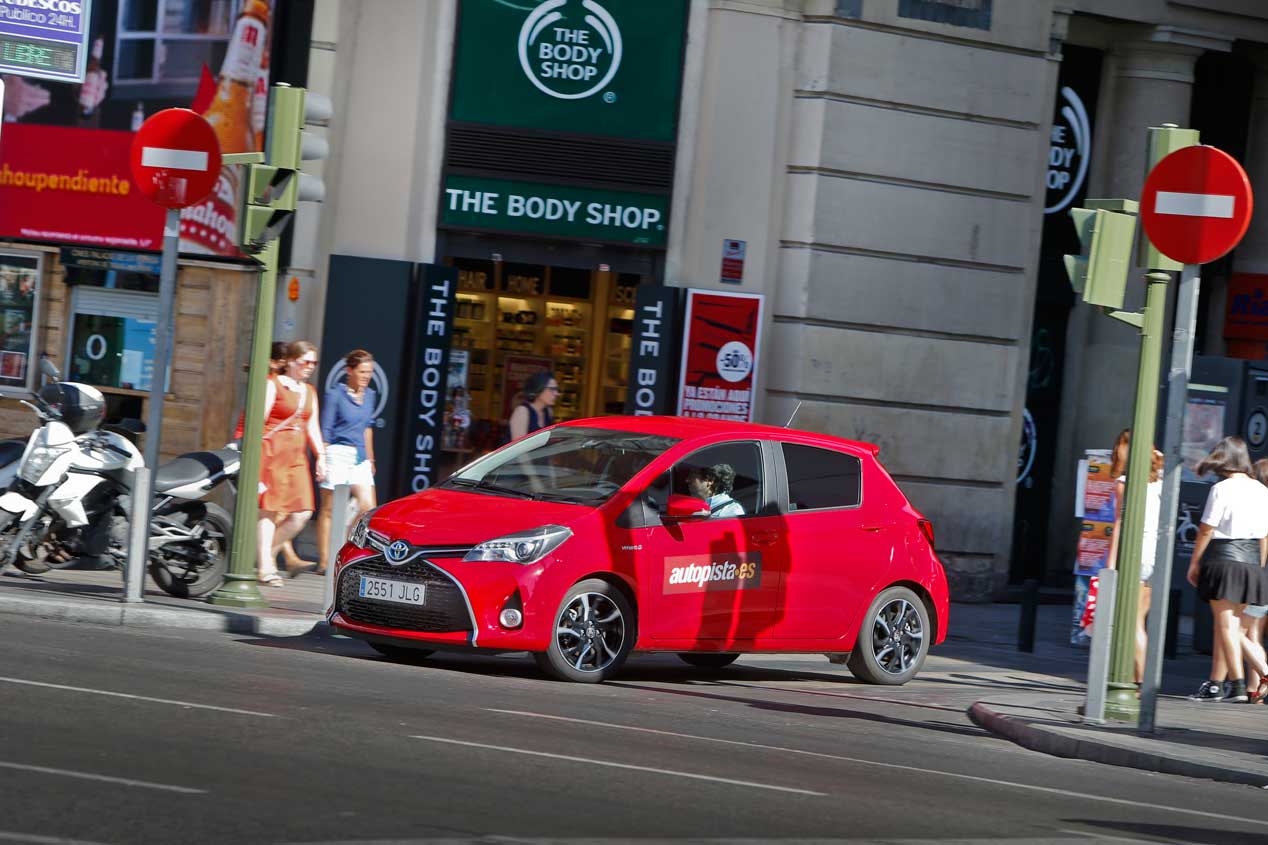 Prueba extrema: 24 horas sin parar con el Toyota Yaris híbrido