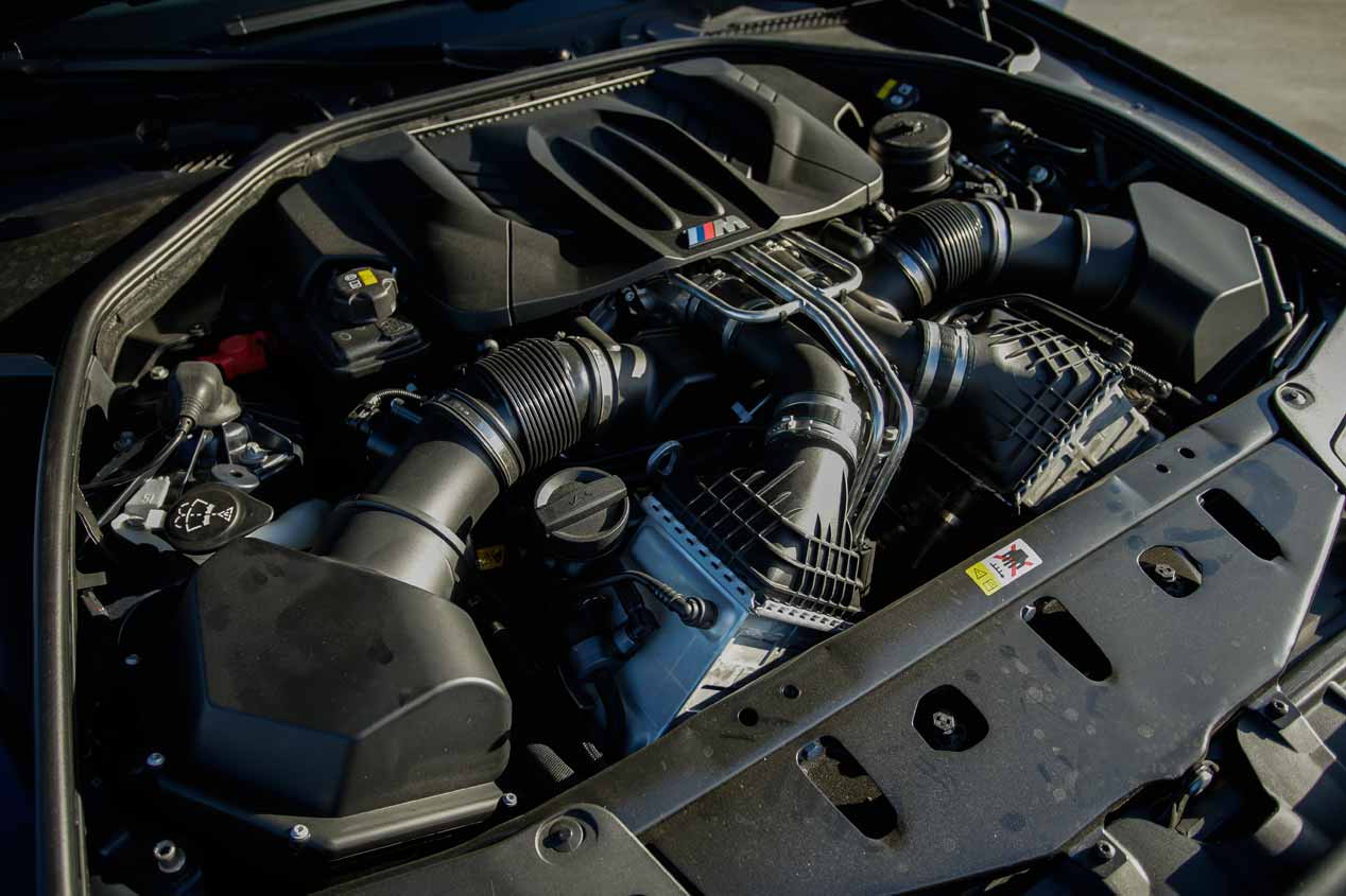 BMW M5 y Lexus GS F, a prueba