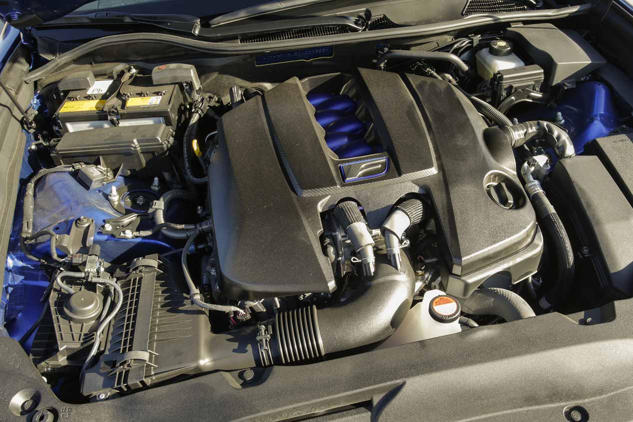 BMW M5 y Lexus GS F, a prueba